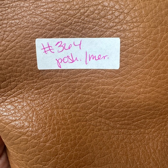 Elegant Tan Leather Backpack - Picture 6 of 6